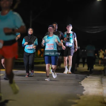 Runner Photo 3686245