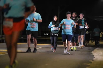 Runner Photo 3686262
