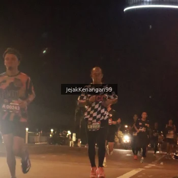 Runner Photo 3686264
