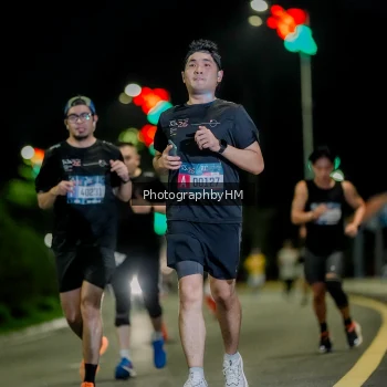 Runner Photo 3686272