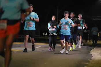 Runner Photo 3686276