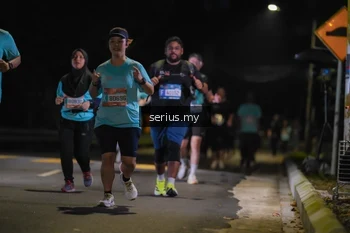 Runner Photo 3686301