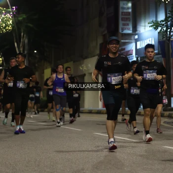 Runner Photo 3686335