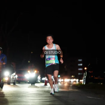 Runner Photo 3686375