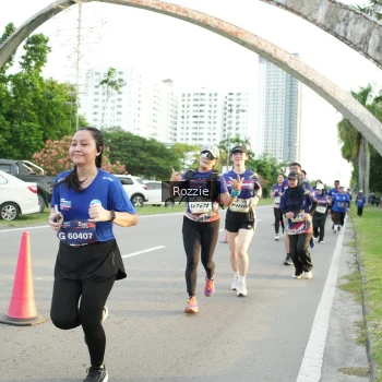 Runner Photo 3686377