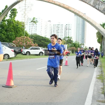 Runner Photo 3686402