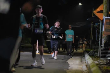 Runner Photo 3686405