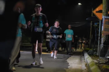 Runner Photo 3686414