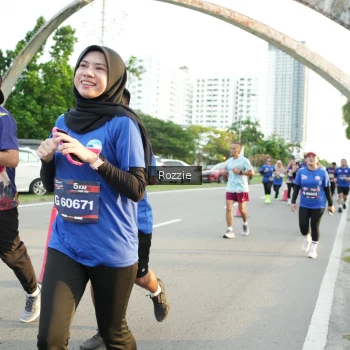 Runner Photo 3686503