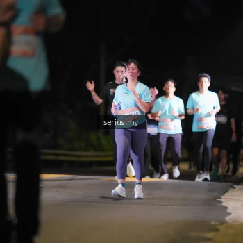 Runner Photo 3686549