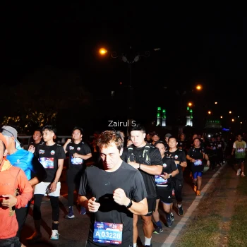 Runner Photo 3686560