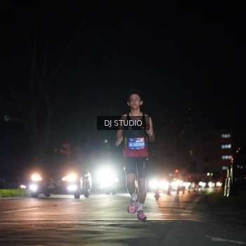 Runner Photo 3686584
