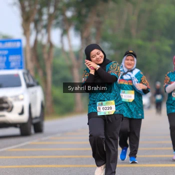 Runner Photo 3686595