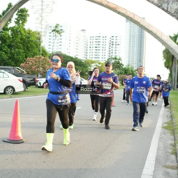 Runner Photo 3686600