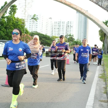Runner Photo 3686604