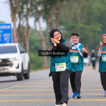 Runner Photo 3686614