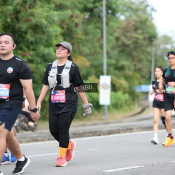 Runner Photo 3686635