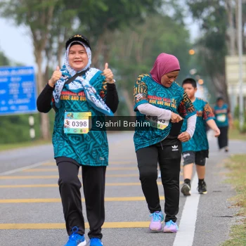 Runner Photo 3686642