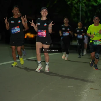 Runner Photo 3686676