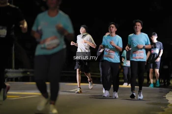 Runner Photo 3686679