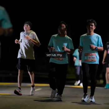 Runner Photo 3686703