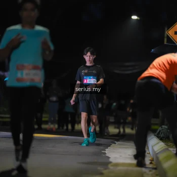 Runner Photo 3686731