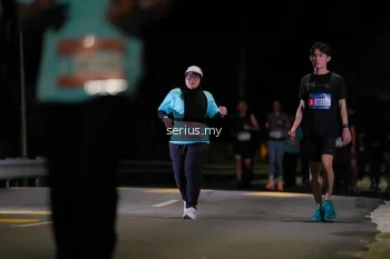 Runner Photo 3686755