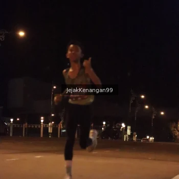 Runner Photo 3686759