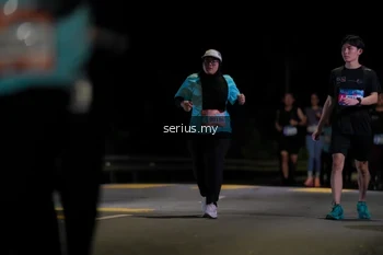 Runner Photo 3686777