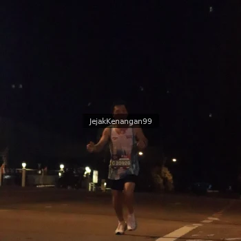 Runner Photo 3686789