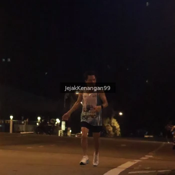 Runner Photo 3686804