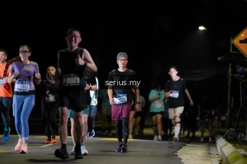 Runner Photo 3686836