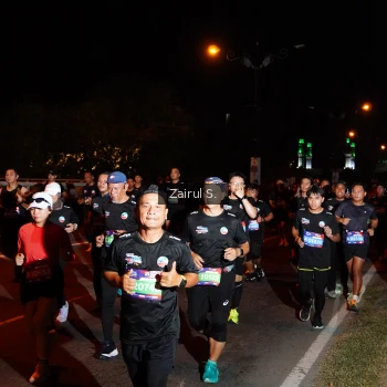 Runner Photo 3686876