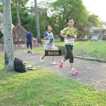 Runner Photo 3686915