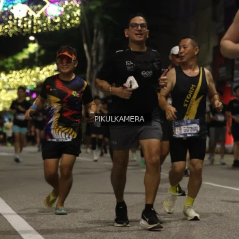 Runner Photo 3687012