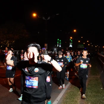 Runner Photo 3687018