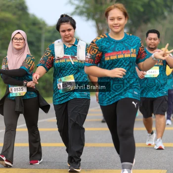 Runner Photo 3687103