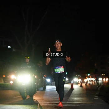 Runner Photo 3687109