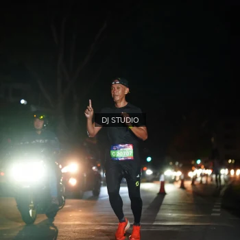 Runner Photo 3687114