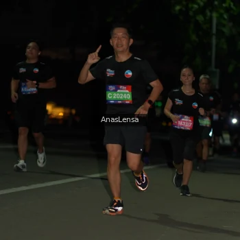 Runner Photo 3687121