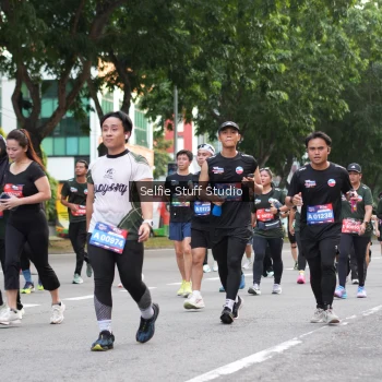 Runner Photo 3687122