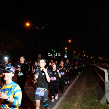 Runner Photo 3687129