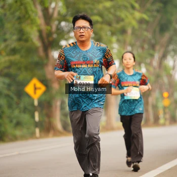 Runner Photo 3687133