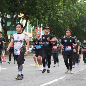Runner Photo 3687146