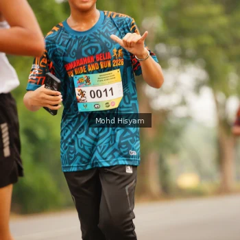 Runner Photo 3687165