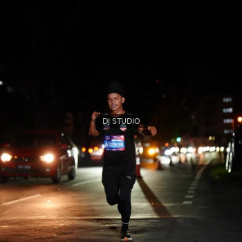 Runner Photo 3687197