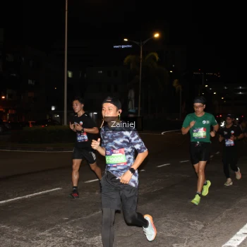 Runner Photo 3687205
