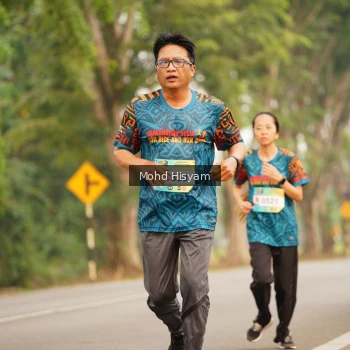 Runner Photo 3687216