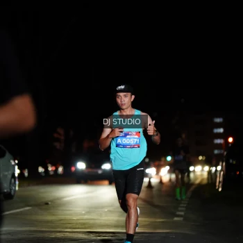 Runner Photo 3687250