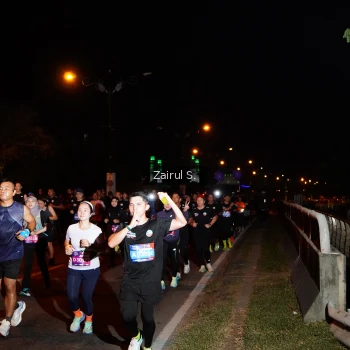 Runner Photo 3687300